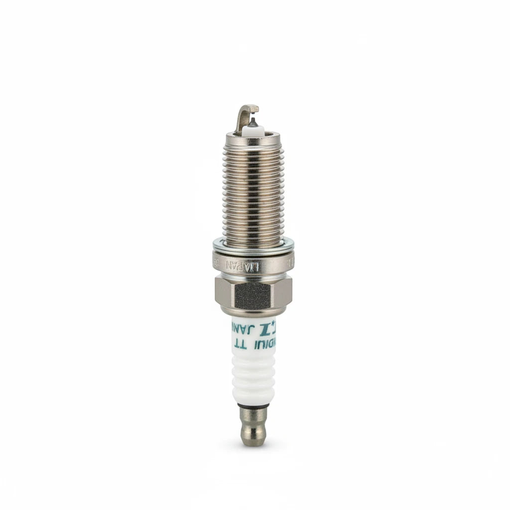 BANQIU Cambodia Co.,Ltd. 出售的 DENSO Iridium TT 高性能汽车火花塞，采用双针技术，耐用且高效。