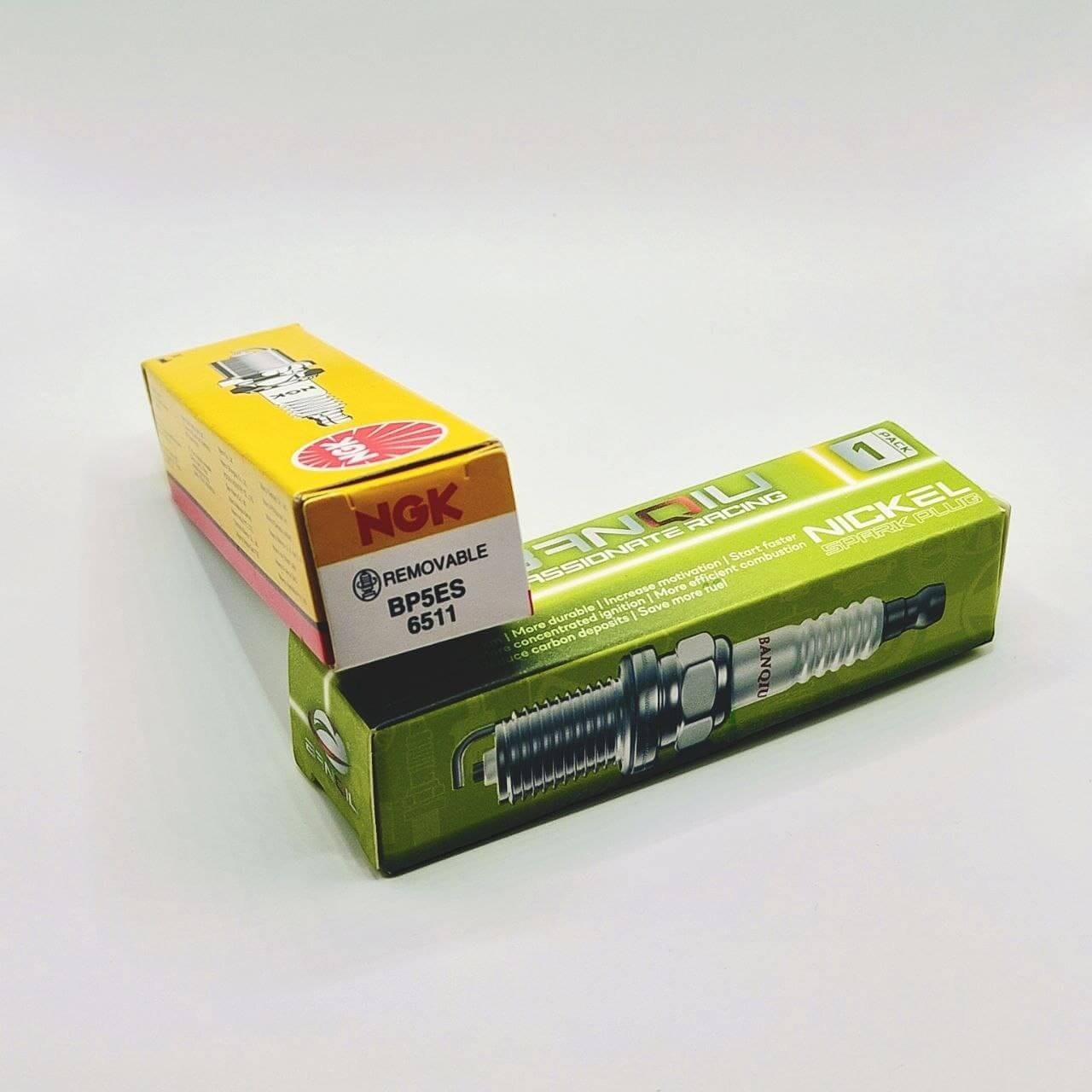 BANQIU Cambodia Co.,Ltd. 高性能镍火花塞包装盒，适用于GX160和GX200发动机，包含BP5ES型号。